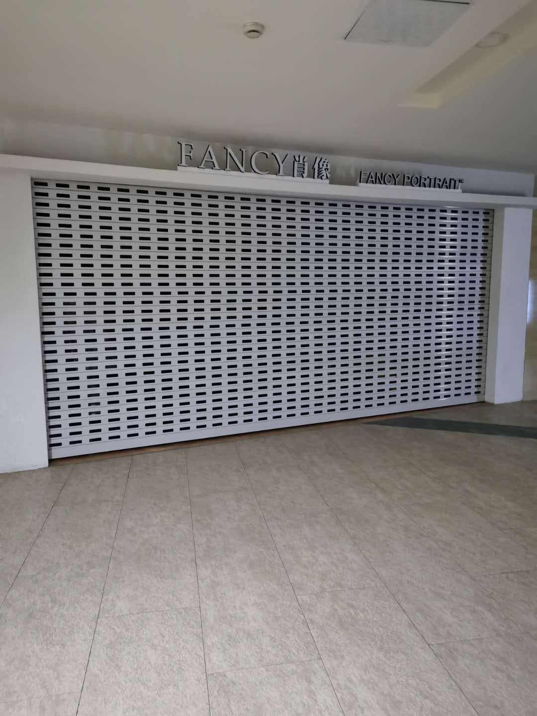 濟(jì)南電動卷簾門的使用開關(guān)時的規(guī)范有哪些？