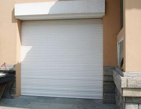 卷簾門的危害有多大，正確選擇卷簾門來防患