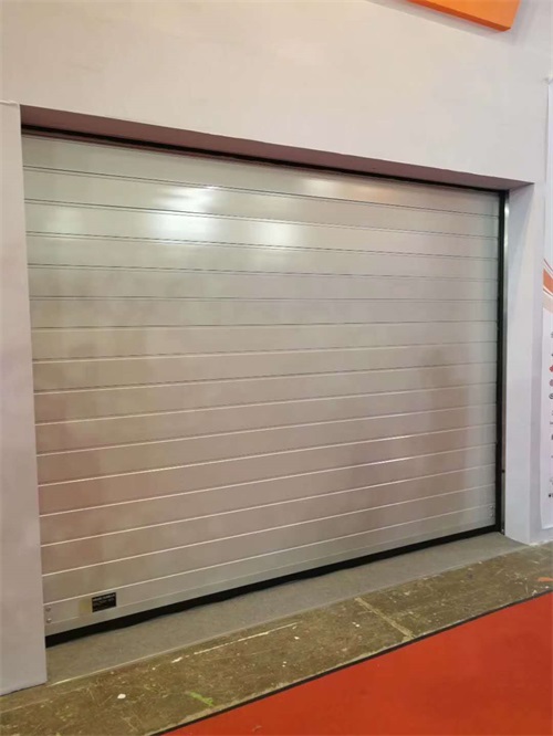 濟(jì)南卷簾門(mén)發(fā)生雨水滲漏問(wèn)題的原因